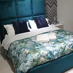 Sky House Luxury